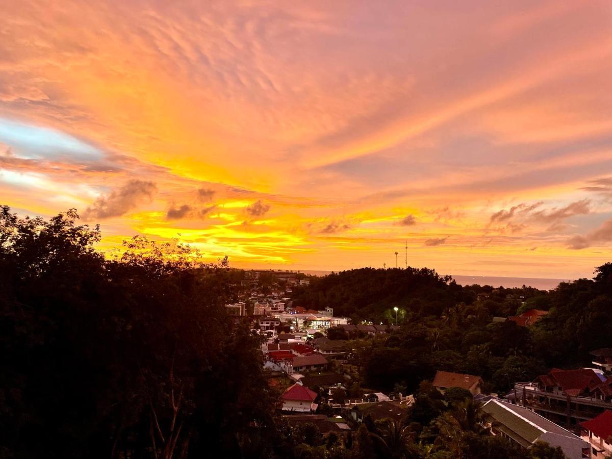 Baan Saint-Tropez Seaview Villas Kata Beach Luaran gambar