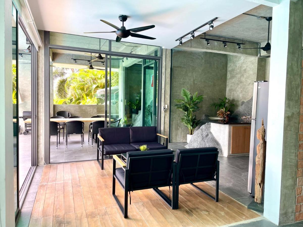 Baan Saint-Tropez Seaview Villas Kata Beach Luaran gambar