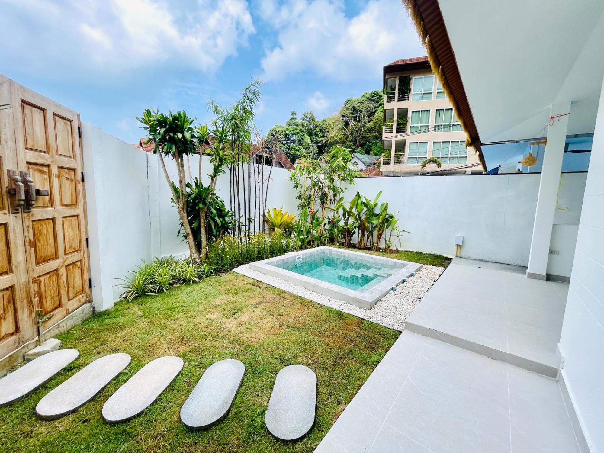 Baan Saint-Tropez Seaview Villas Kata Beach Luaran gambar
