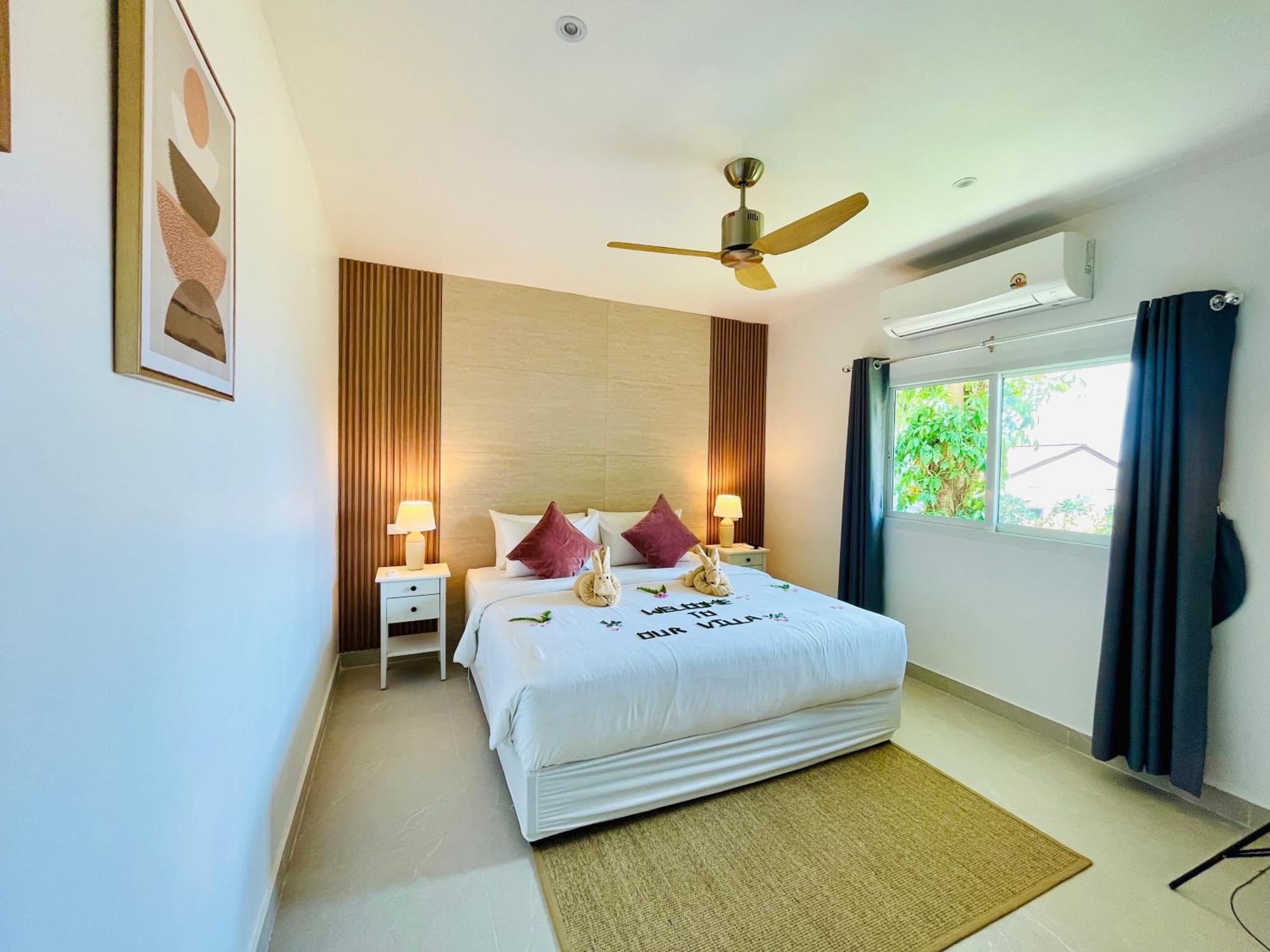 Baan Saint-Tropez Seaview Villas Kata Beach Luaran gambar
