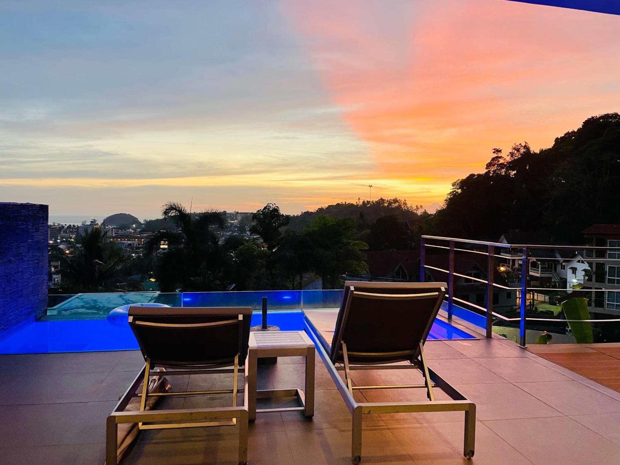 Baan Saint-Tropez Seaview Villas Kata Beach Luaran gambar