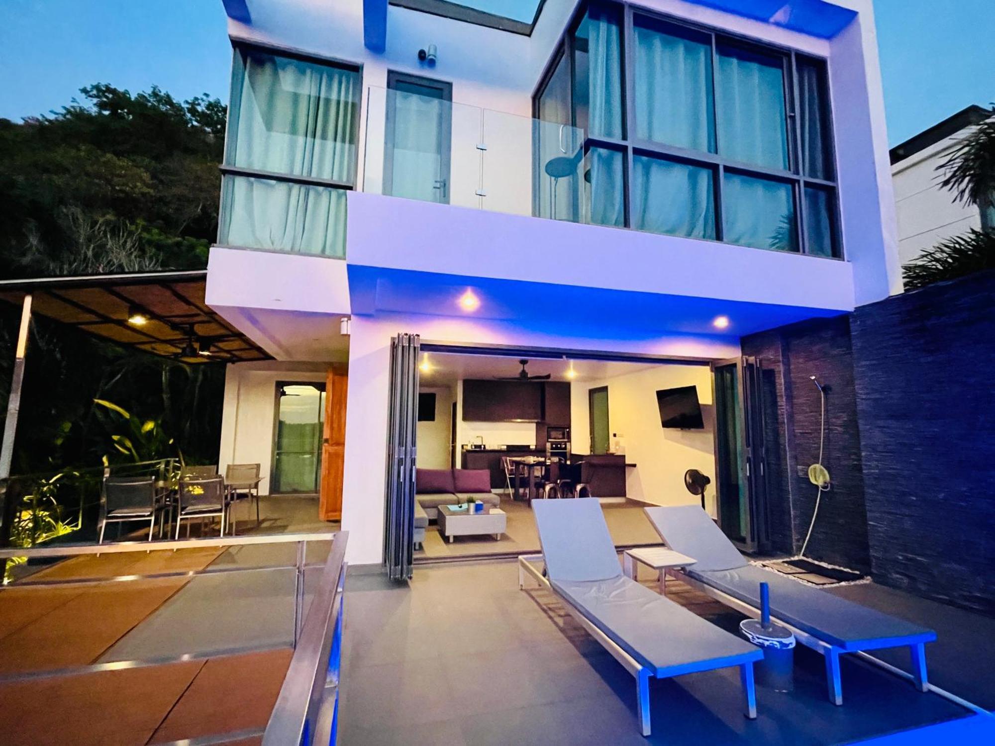 Baan Saint-Tropez Seaview Villas Kata Beach Luaran gambar