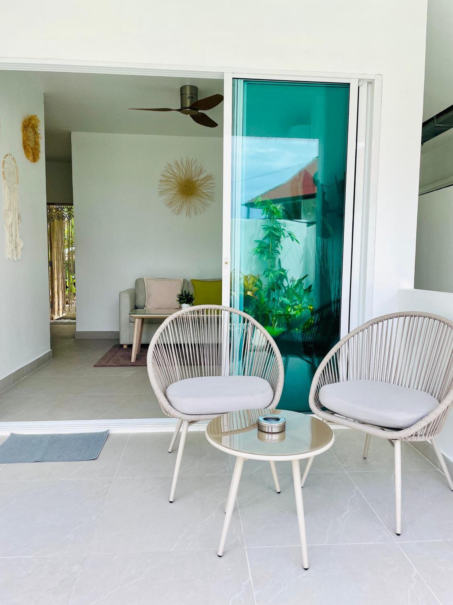 Baan Saint-Tropez Seaview Villas Kata Beach Luaran gambar